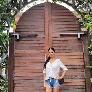 Meet your Posher, Gabriela